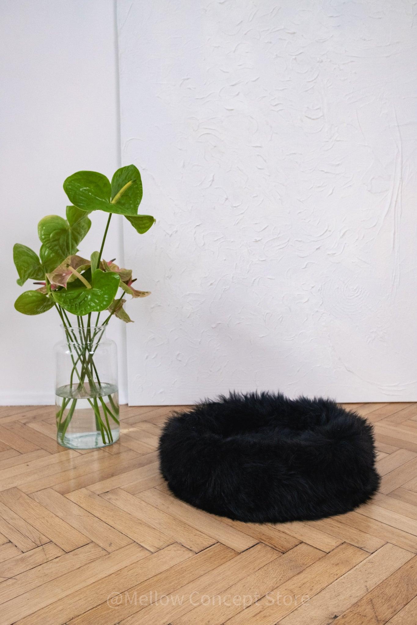 Round Natural Sheepskin Pet Bed - Black