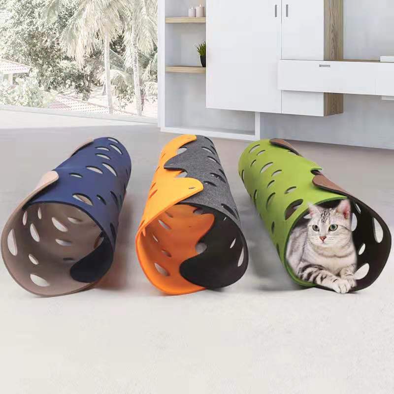 Felt Cat Tunnel with Interchangeable Toys