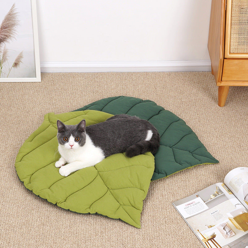 NNEDSZ 2 Pcs Green Leaf-Shaped Pet Sleeping Mat - Durable Dog Floor Pad & Cat Bed for Sleeping and Playtime